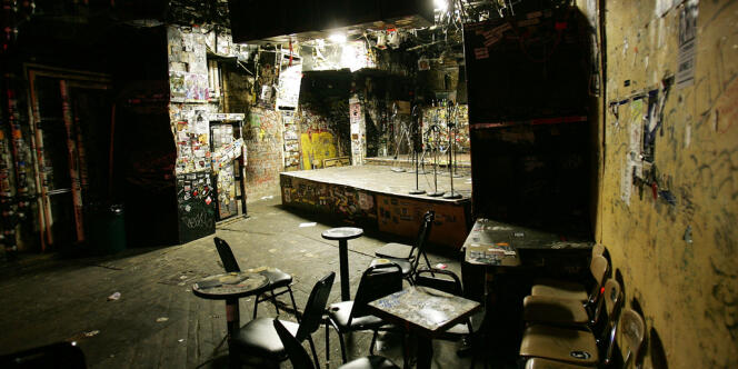 La scène du club punk mythique de New York, en 2005.