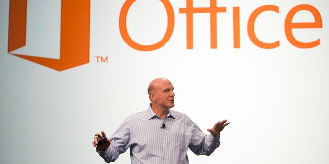 Steve Ballmer présente la nouvelle version d'Office, lundi 16 juillet, à San Francisco.