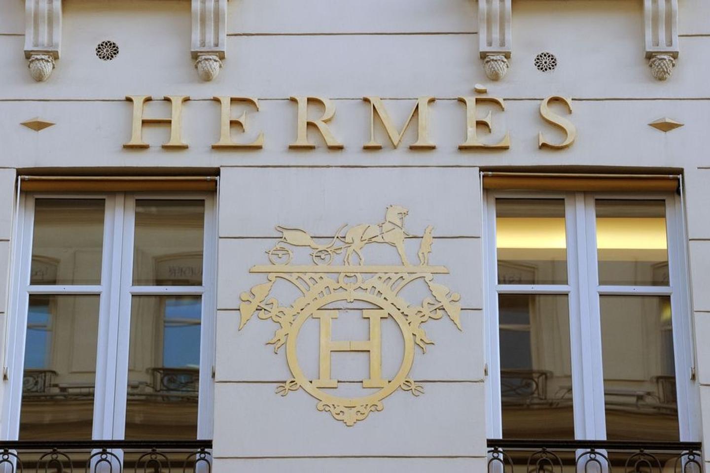 Hermes groupe store