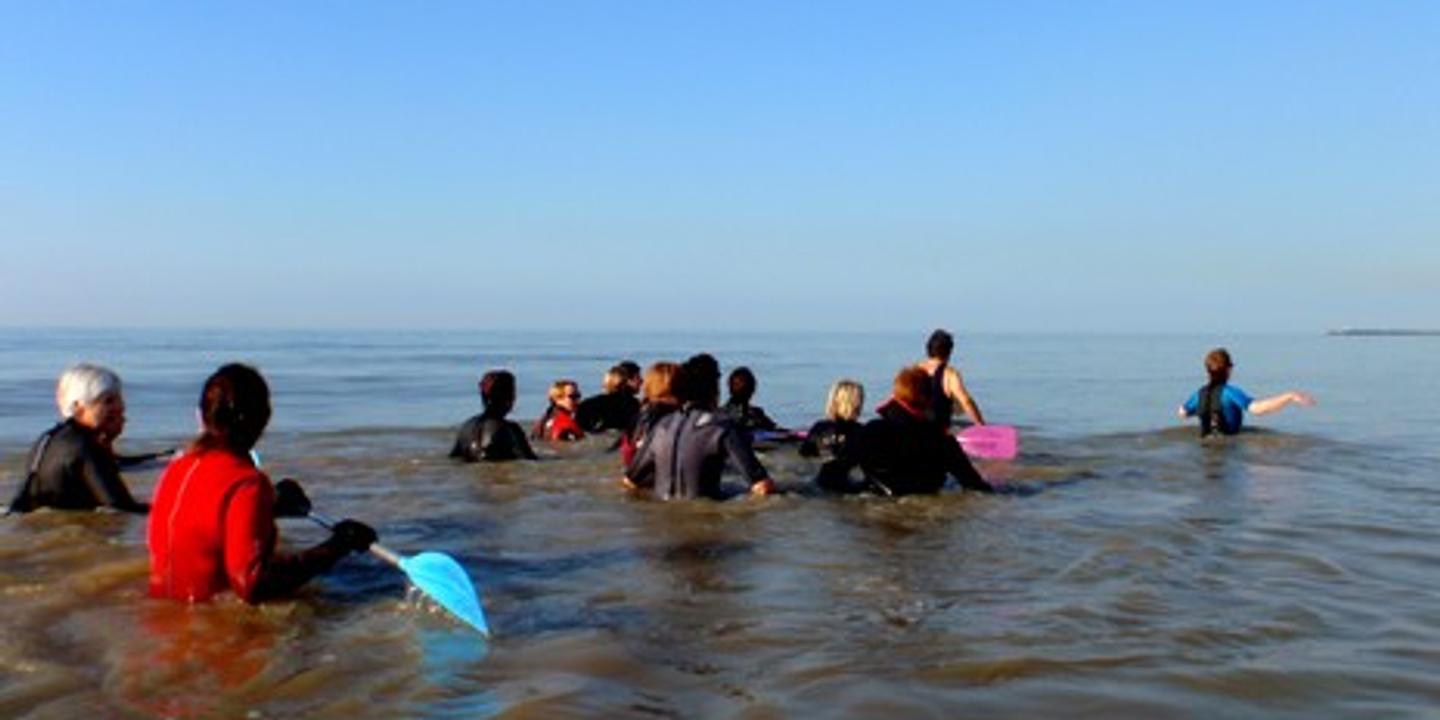 Le Longe Côte Léprouvante Randonnée Pédestre Aquatique