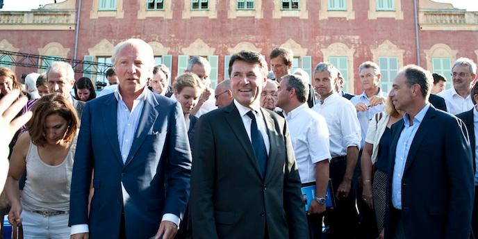 Ump Cope Met En Scene Le Soutien De Proches De Sarkozy