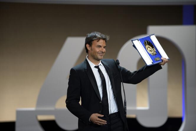 François Ozon a reçu, samedi 29 septembre, le Coquillage d'or du meilleur film au festival de San Sebastian.