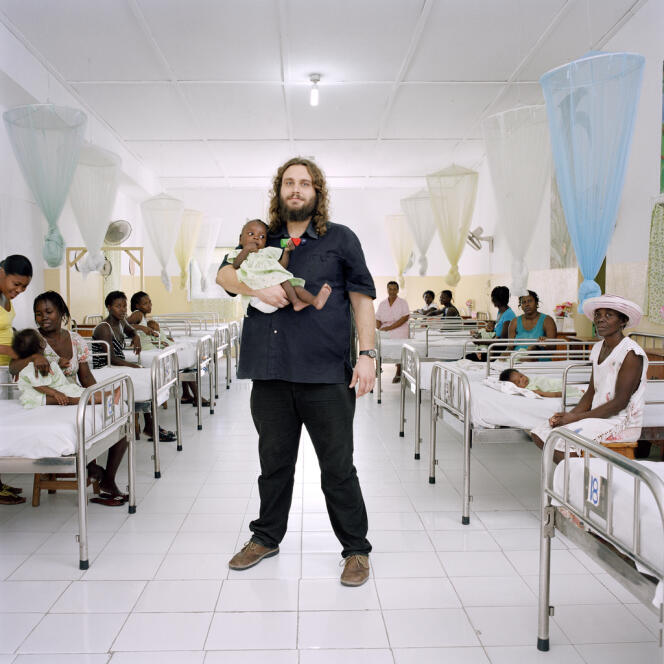 Haïti, 2011. Rémi Orsier travaille pour l’ONG suisse Terre des hommes, qui a mis en place un programme de lutte contre la malnutrition dans le sud d’Haïti.
