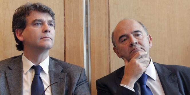 Les ministres Arnaud Montebourg (redressement productif) et Pierre Moscovici (économie), le 17 octobre, à Paris.