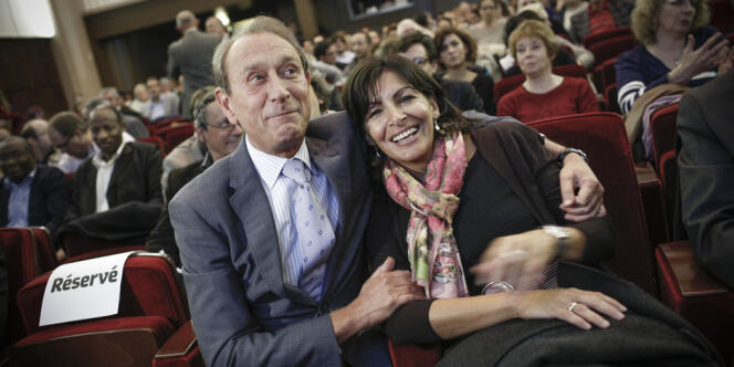 Bertrand Delanoë et sa première adjointe, Anne Hidalgo, à la Maison de la chimie, le 3 octobre.