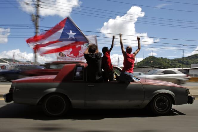 A San Juan, capitale de Porto Rico, pendant l'élection présidentielle américaine du 6 novembre, durant laquelle les Portoricains étaient appelés à se prononcer sur le changement de statut de leur île. Porto Rico est un Etat libre en association avec les Etats-Unis depuis 1952.