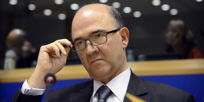 Pierre Moscovici s'adresse au Parlement européen, le 3 décembre 2012.
