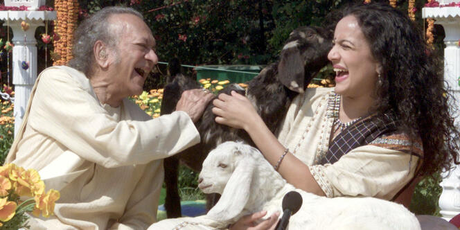 Ravi Shankar et sa fille Anoushka à New elhi (Inde), le 25 février 2002.