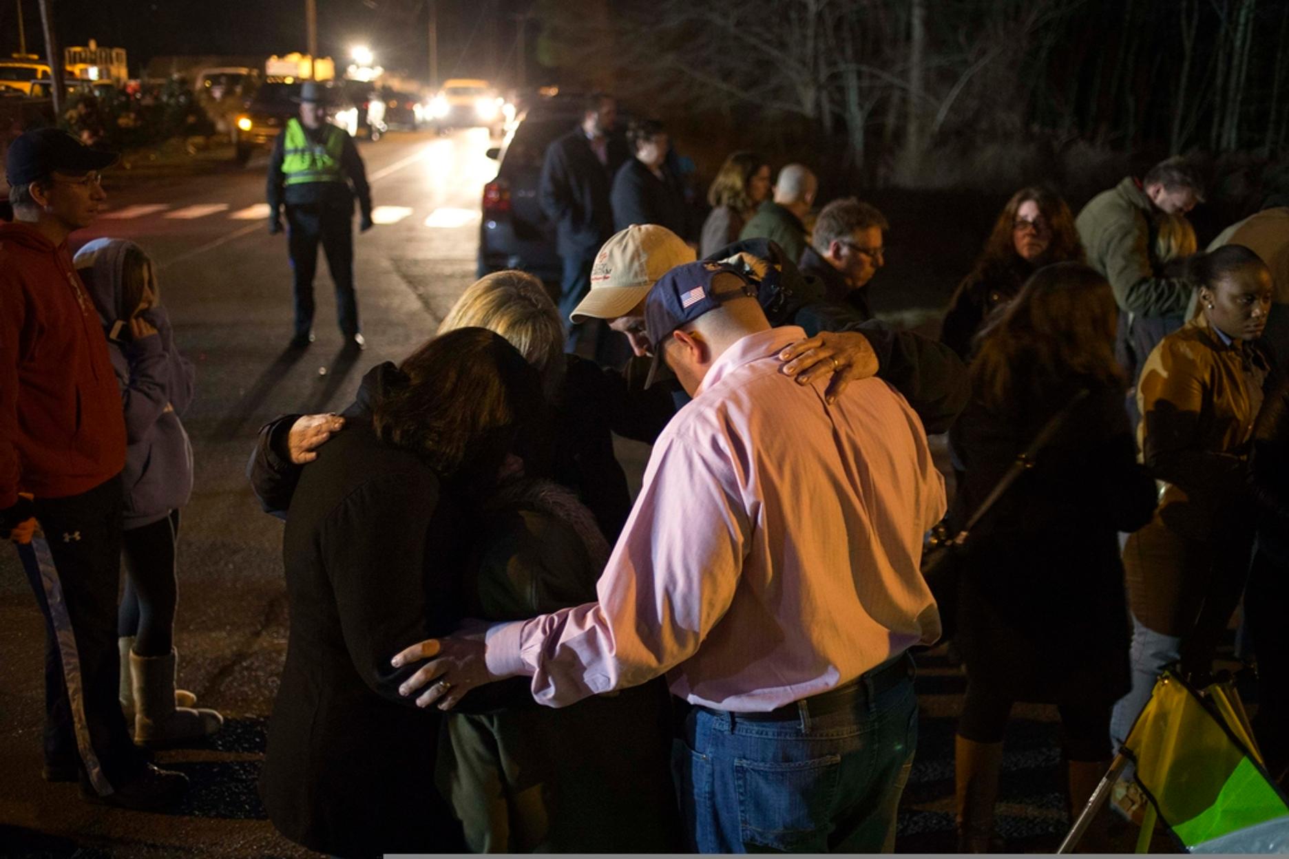 Etats-Unis : 27 morts dans la tuerie de l'école de Newtown