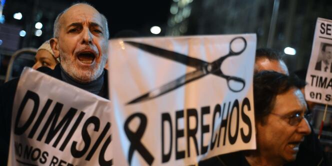 Des manifestants ont dénoncé à Madrid les coupes budgétaires, signe de la détérioration de leurs 