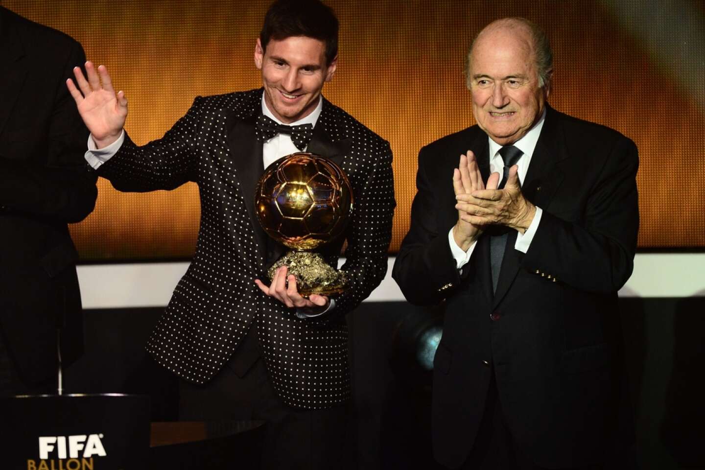 Lionel Messi remporte son 4e Ballon d'or consécutif