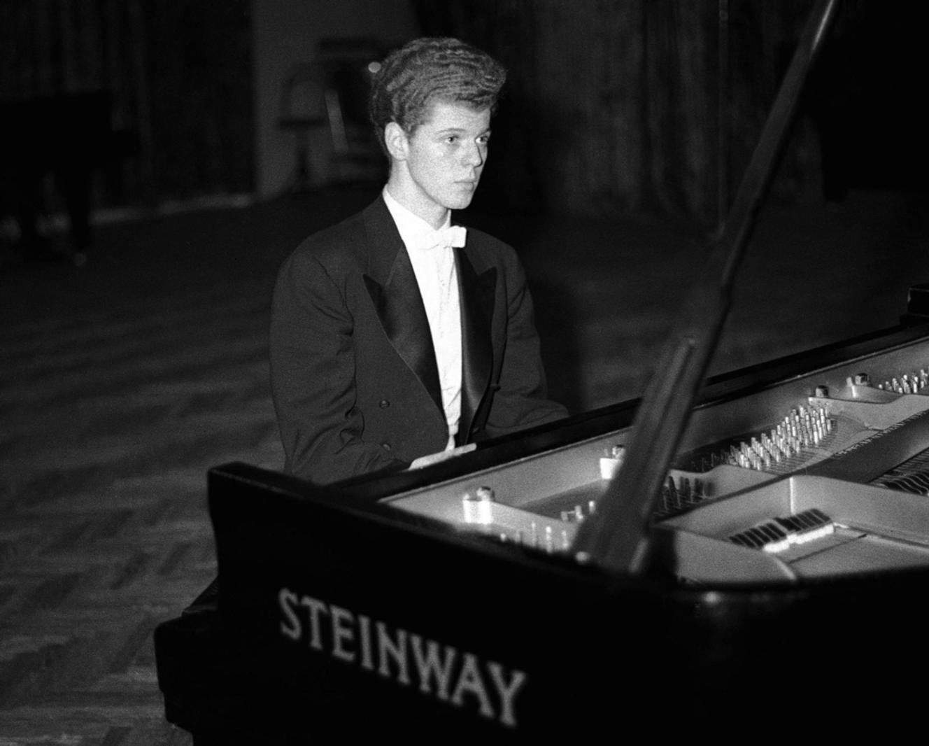 Van Cliburn, pianiste américain