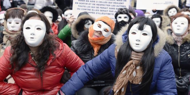 Manifestation contre le délit de racolage passif le 18 mars à Paris.