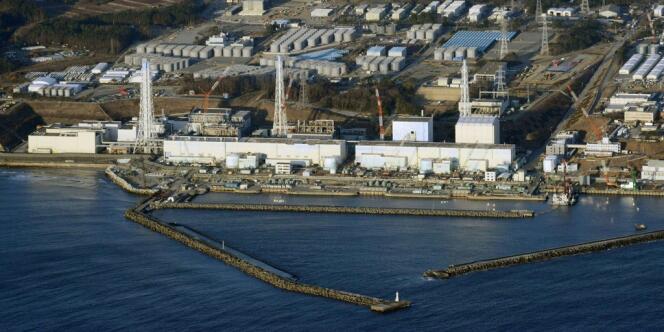 Photographie de la centrale de Fukushima prise le lundi 18 mars 2013.
