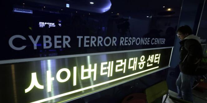 Au centre de lutte sud-coréen contre le cyberterrorisme, à Séoul, le 21 mars.