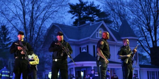 La police a arrêté vendredi 19 avril le second suspect de l'attentat du marathon de Boston.
