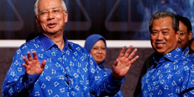 Le premier ministre Najib Razak (à gauche), après la victoire du Barisan nasional, le 5 mai.