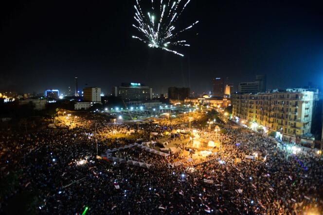 Des milliers d'Egyptiens se sont rassemblés, vendredi, place Tahrir pour manifester contre le président Mohamed Morsi et les Frères musulmans.