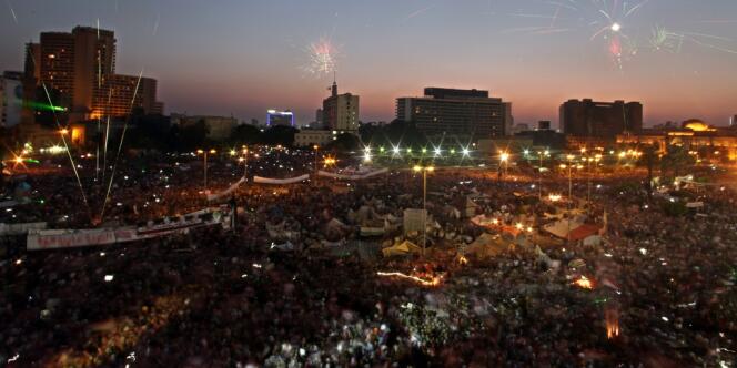 Des milliers d'opposants au président déchu Mohamed Morsi se sont rassemblés place Tahrir au Caire, le 7 juillet.