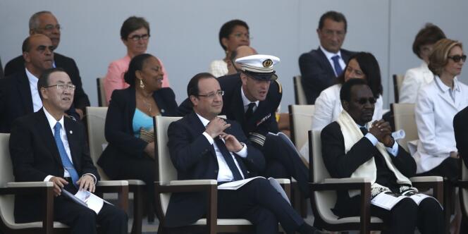 François Hollande en compagnie du secrétaire général de l'ONU, Ban Ki-moon, et du président malien par intérim, Dioncounda Traoré.