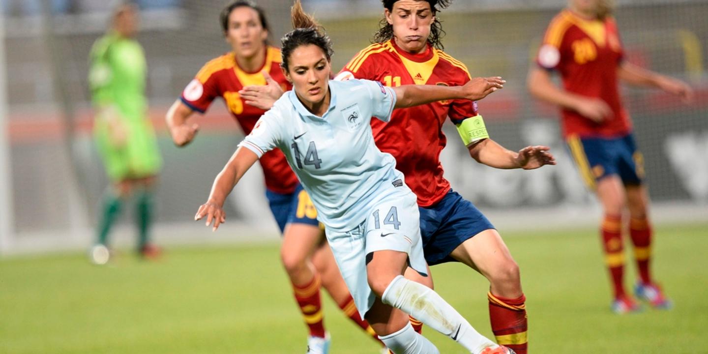 Le Sport Feminin S Invite Un Peu Sur Les Chaines De Television