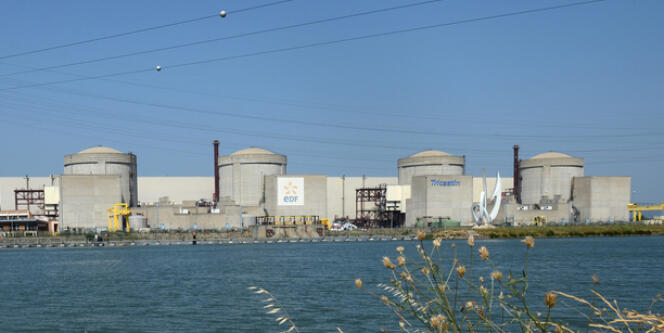 Centrale nucléaire du Tricastin, près de Pierrelatte. 