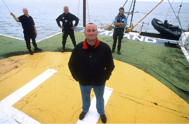 Mandatory Credit: Photo by Philippe Hays / Rex Features (374089f)MICHAEL BATESSEALAND FORT OFF THE ESSEX COAST IN BRITAIN - 2001