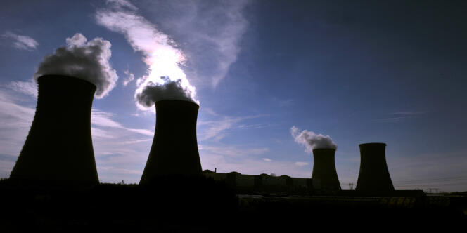 Le parc mondial de centrales nucléaires a reculé de 9 unités depuis 2011 : 24 réacteurs ont été arrêtés, 13 nouveaux ont été mis en chantier et 2 ont été remis en service