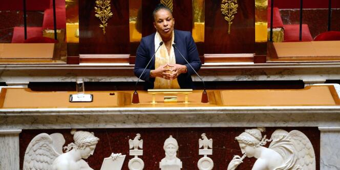 La ministre de la justice, Christiane Taubira, pendant les débats sur la fraude fiscale, à l'Assemblée, le 17 septembre.