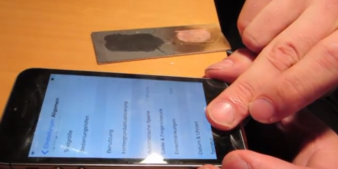 Vidéo de présentation du piratage de la reconnaissance digitale de l'iPhone 5S.