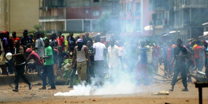Depuis le 22 septembre, la campagne électorale a été marquée par des violences dans la banlieue de Conakry, qui ont fait un mort et plus de 70 blessés, selon un bilan du gouvernement.