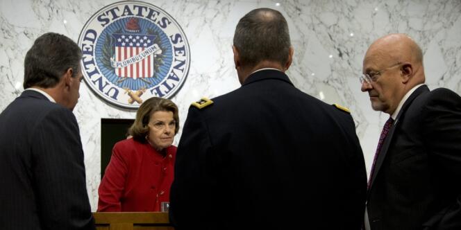 La sénatrice démocrate Dianne Feinstein, présidente de la commission, et le républicain Saxby Chambliss travaillent à un projet bipartite visant à prendre en compte le besoin accru de transparence sur les programmes de surveillance de la NSA.