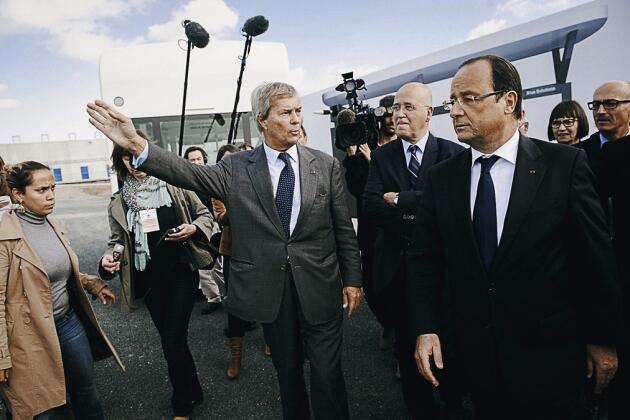 Lors de la visite de François Hollande à Ergué-Gabéric, avec Bernard Poignant, maire de Quimper, en septembre dernier.