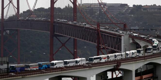 Le pont du 25 avril, à Lisbonne, le 19 octobre 2013.