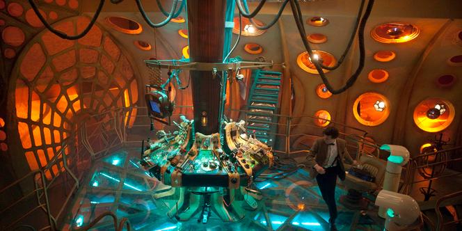 A Bord De Son Tardis Il Voyage Dans Le Temps Aux bons soins du "Doctor Who"