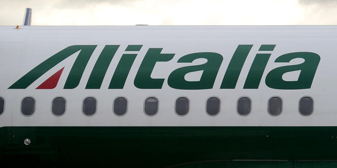 La compagnie d'Abou Dhabi a fait savoir qu'elle pourrait acquérir 40 % à 49 % du capital d'Alitalia, contre un investissement de 500 millions d'euros.