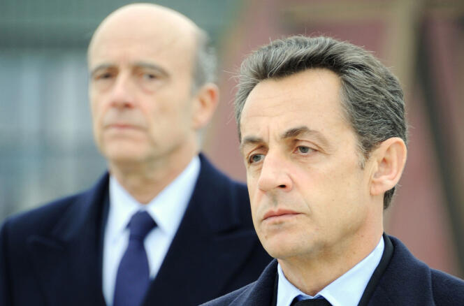 En janvier2011, le président Sarkozy avec son ministre des affaires étrangères, Alain Juppé, à Saint-Dizier.
