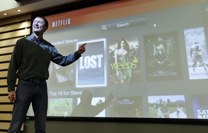 Netflix propose des films et des séries en continu sur Internet, concurrençant ainsi les géants de la télévision américaine.
