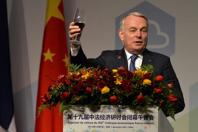 Le premier ministre Jean-Marc Ayrault, jeudi 5 décembre, au premier jour de sa visite en Chine.