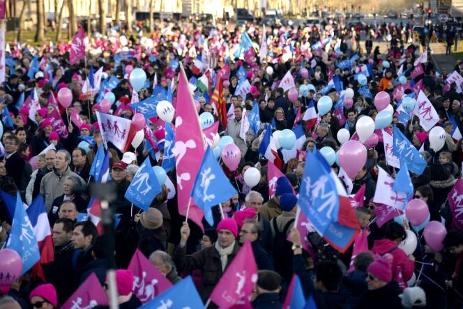 Rassemblement à Versailles à l'appel de La Manif pour tous, dimanche 15 décembre.