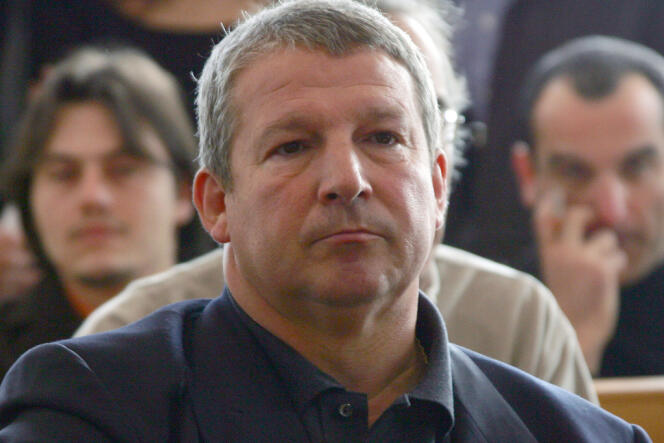 Rolland Courbis, le 13 mars 2006, au palais de justice de Marseille.