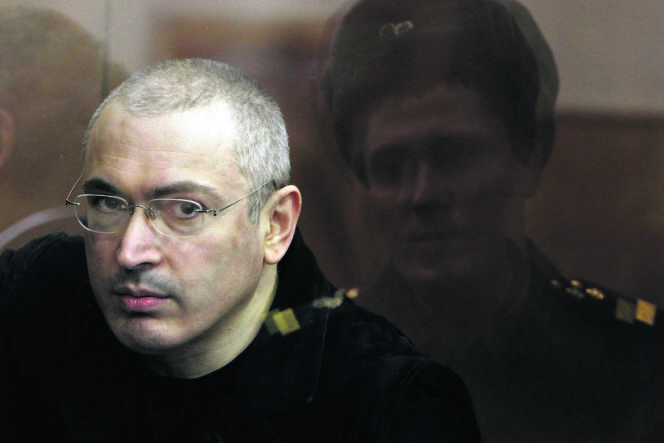 Mikhaïl Khodorkovski, le 5 avril 2010, lors de son second procès à Moscou.