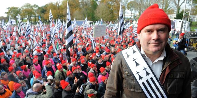 Christian Troadec, maire divers gauche de Carhaix (Finistère) et leader des « bonnets rouges », le 30 novembre.
