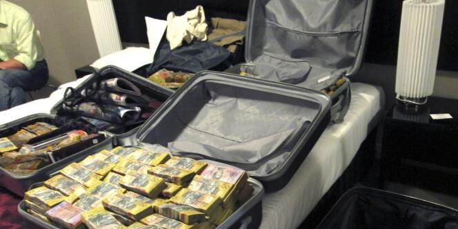 La police a saisi de la drogue et des actifs d'une valeur de 580 millions de dollars australiens (377 millions d'euros), dont 26 millions de dollars australiens en cash, lors d'une opération qui a duré un an et répondait au nom de code Eligo.