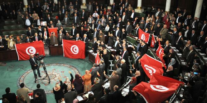 A l'Assemblée nationale constituante après le vote de la Constitution le 26 janvier.