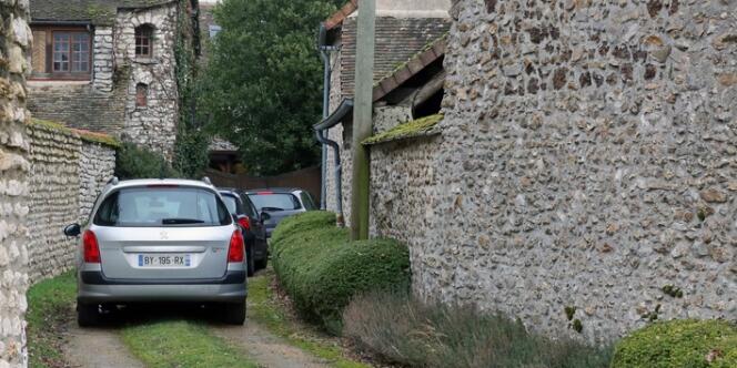 La somme a été saisie au domicile de Dieudonné M'bala M'bala près de Dreux, en Eure-et-Loir, mardi 28 janvier.
