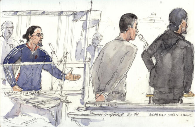 Youssef Ettaoujar, Fares Farsi et Salah-Eddine Gourmat (de gauche à droite) lors de leur procès le 20 janvier au tribunal correctionnel de Paris.