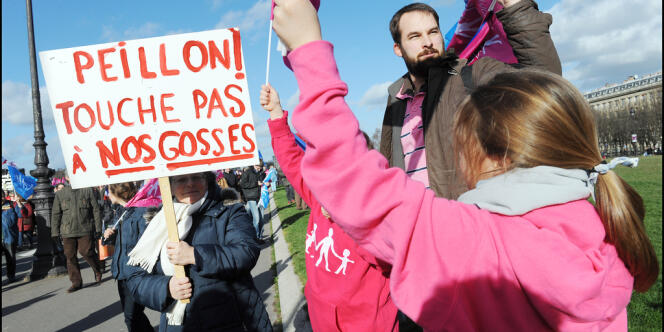 Départ de la Manif pour tous, dimanche 2 février, sur l’esplanades des Invalides, à Paris.