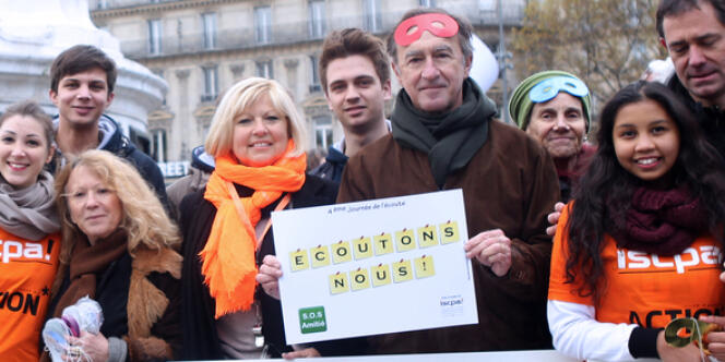 Ils sont 1600 en France, 260 en région parisienne, à répondre anonymement aux 700 000 appels passés chaque année à SOS-Amitié.