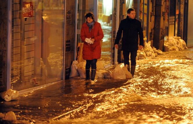 Morlaix, le soir du 6 février, inondée pour la troisième fois depuis Noël.
